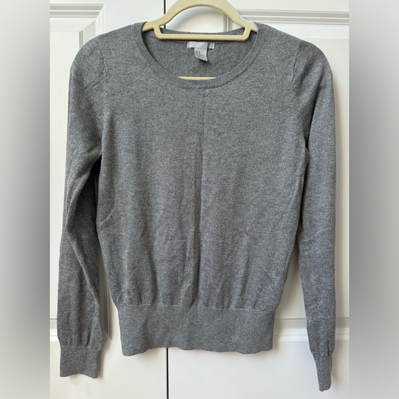 H&M Gray Crewneck Sweater EUC Sparkle Knit Silver Ribbed Medium - Picture 1 of 12